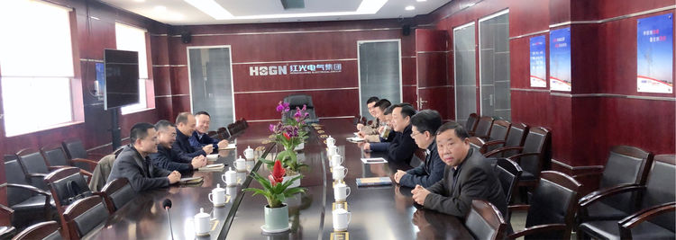 大力支持企业高质量生长，增进实体经济健康生长